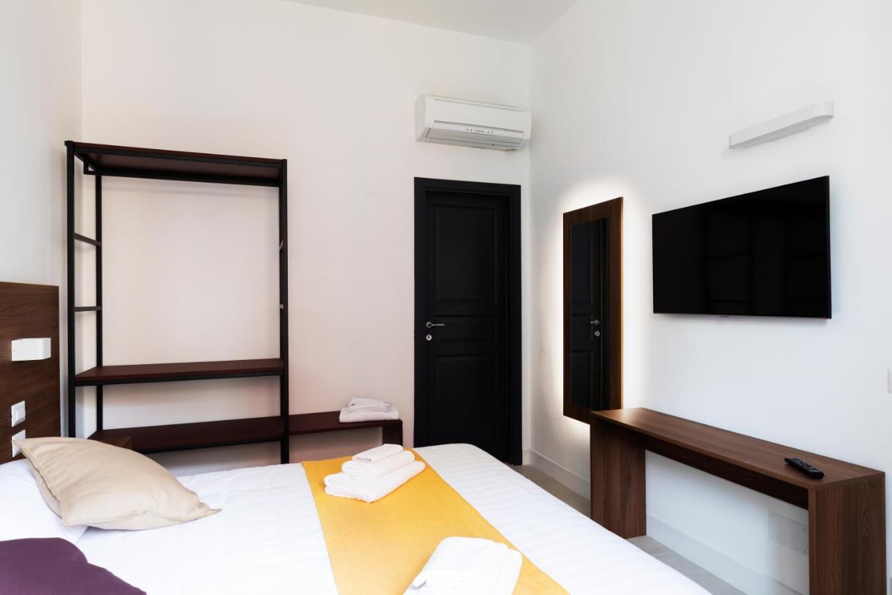 Acate81 Lifestyle Apartment Naples Luaran gambar