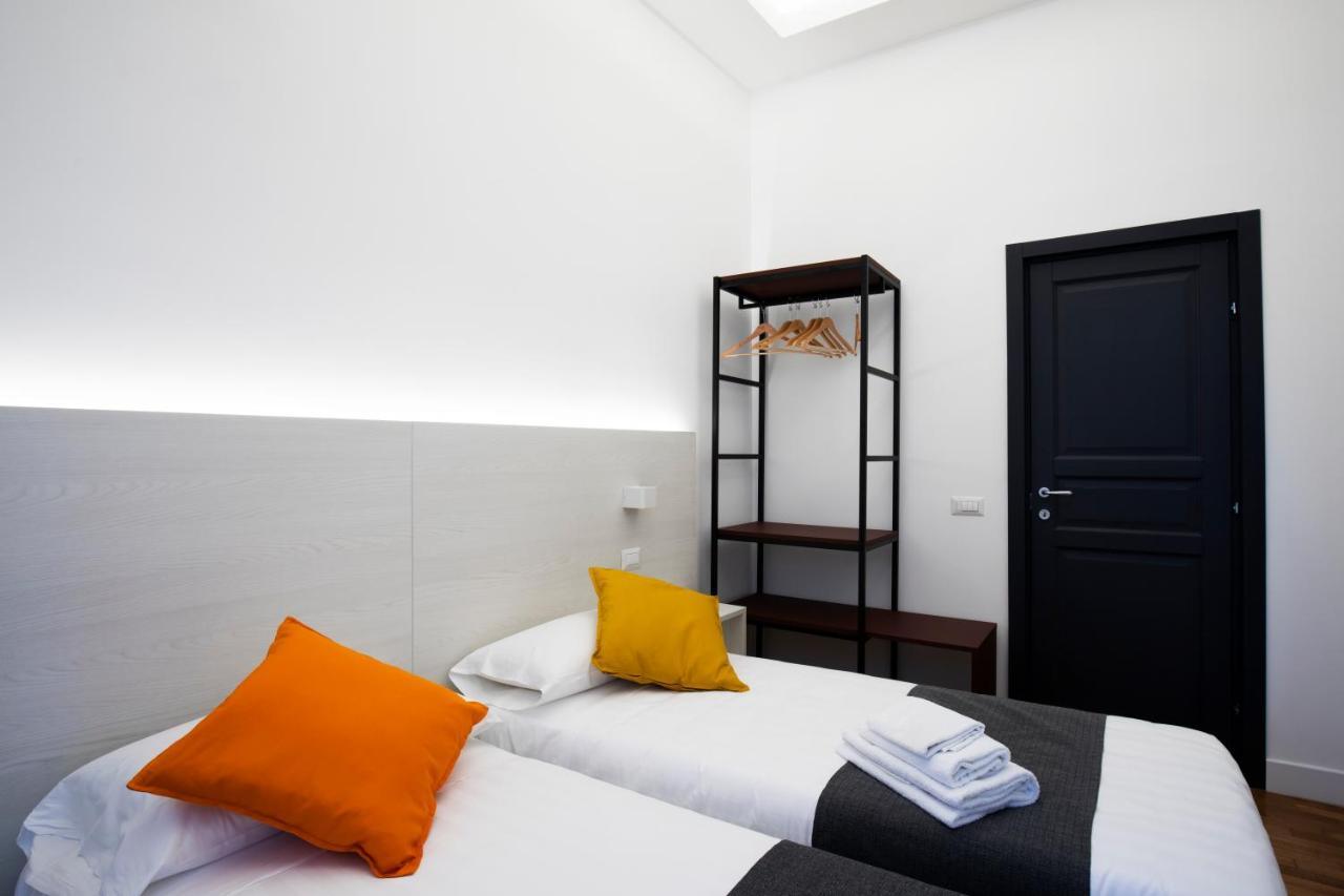 Acate81 Lifestyle Apartment Naples Luaran gambar