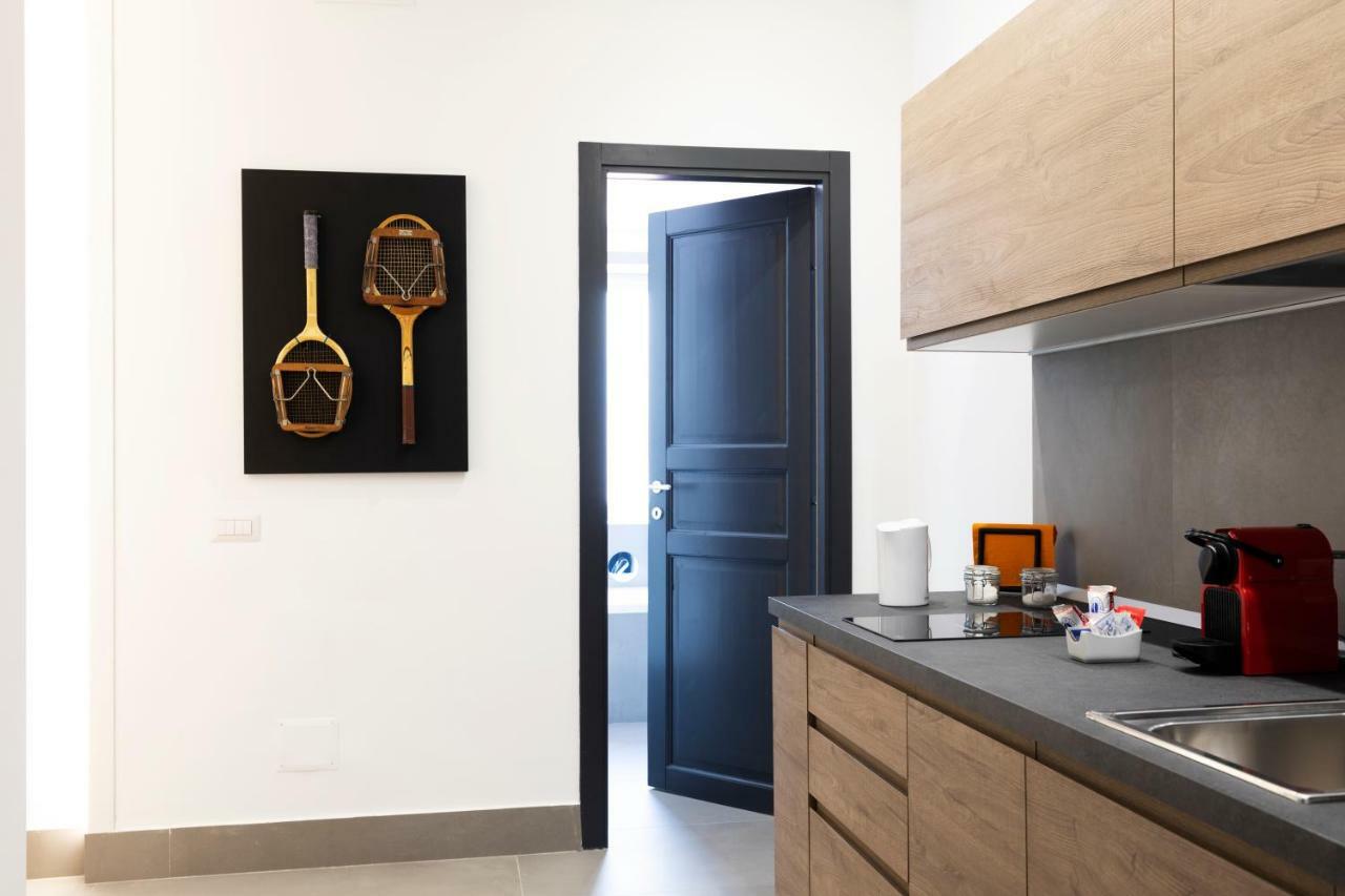 Acate81 Lifestyle Apartment Naples Luaran gambar